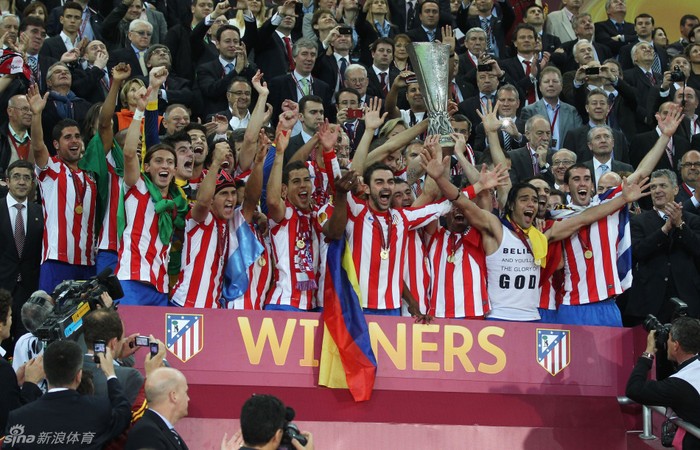 Phút giây đăng quang của các cầu thủ Atletico Madrid